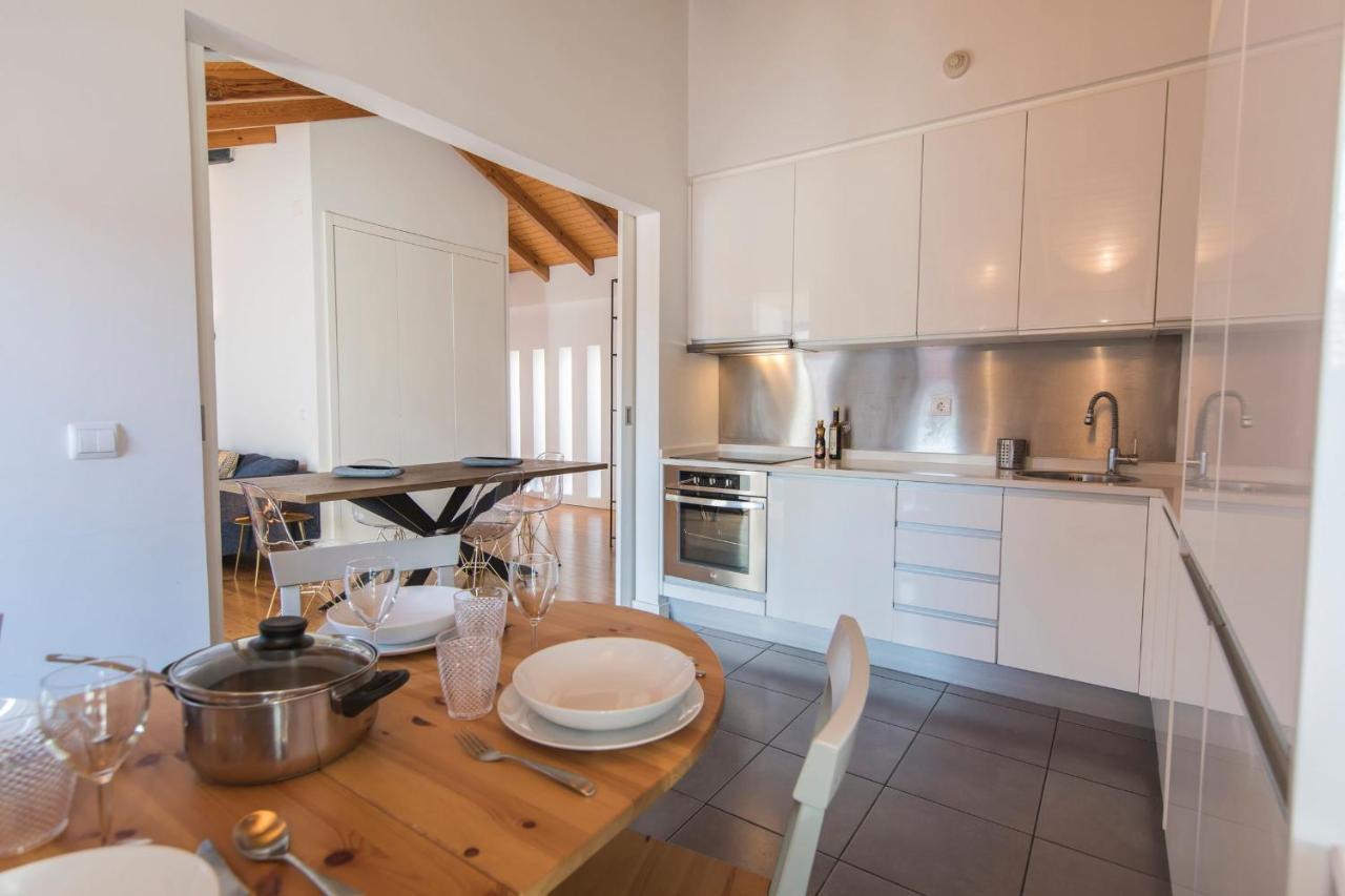 Bairro Alto Stunning Flat With Balcony By Lovelystay Lizbona Zewnętrze zdjęcie